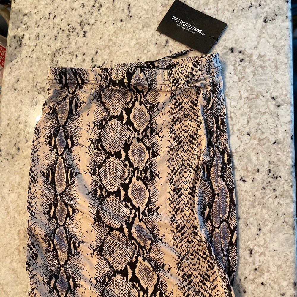 Prettylittlething Skirt
